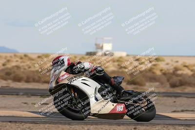 media/Nov-16-2025-Race Pace (Sun) [[8c5fa54630]]/Verified Riders/9-Turn 16 (150pm)/